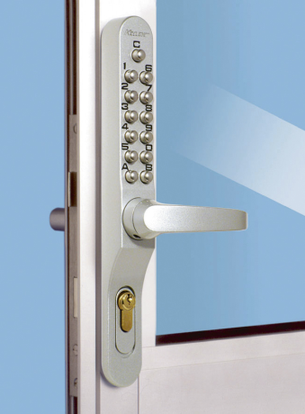 CONTROLE D'ACCES ET SECURITE